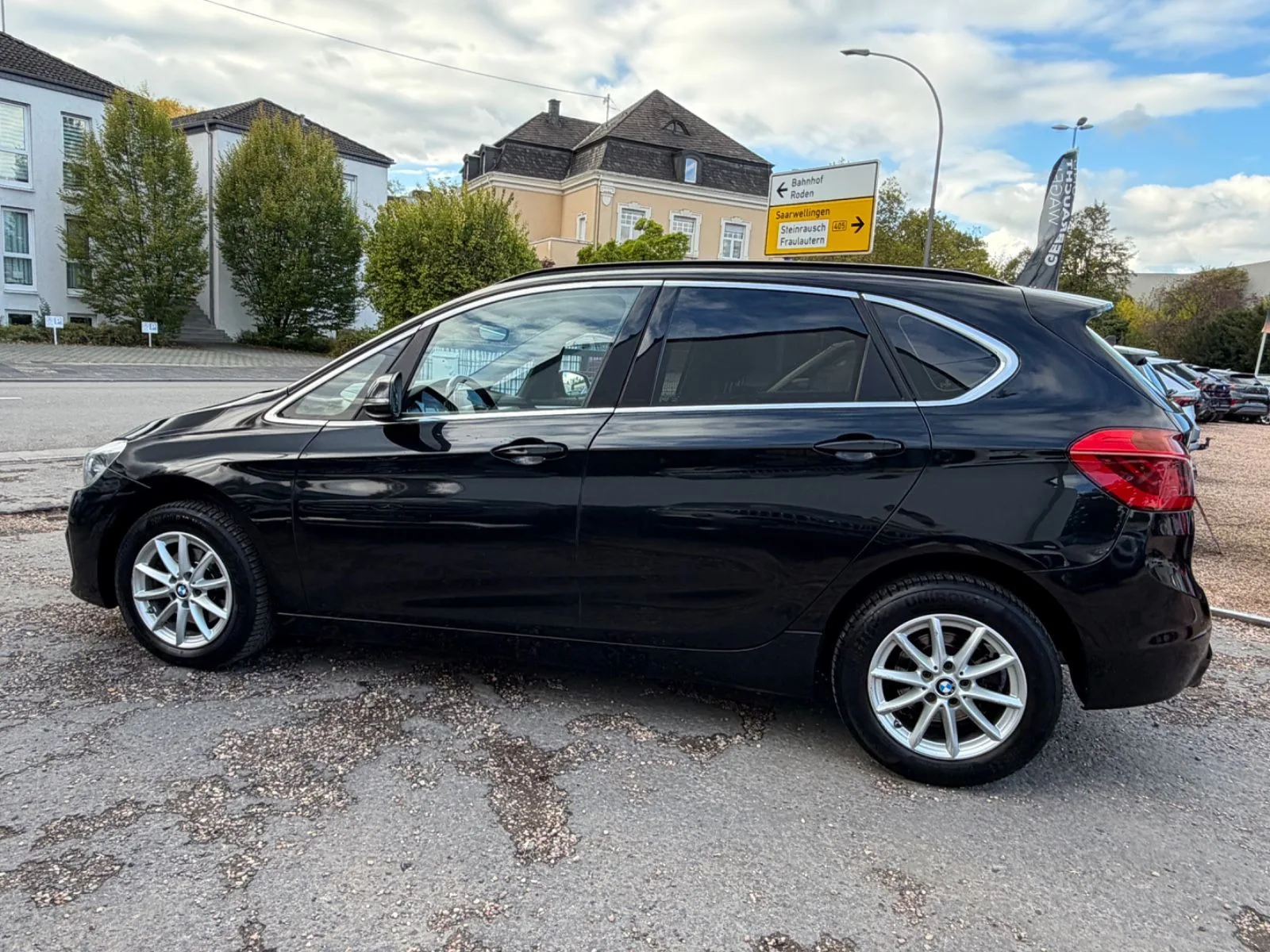 BMW 218 Active Tourer 218 Active Tourer/Automatik/ - Photo 1