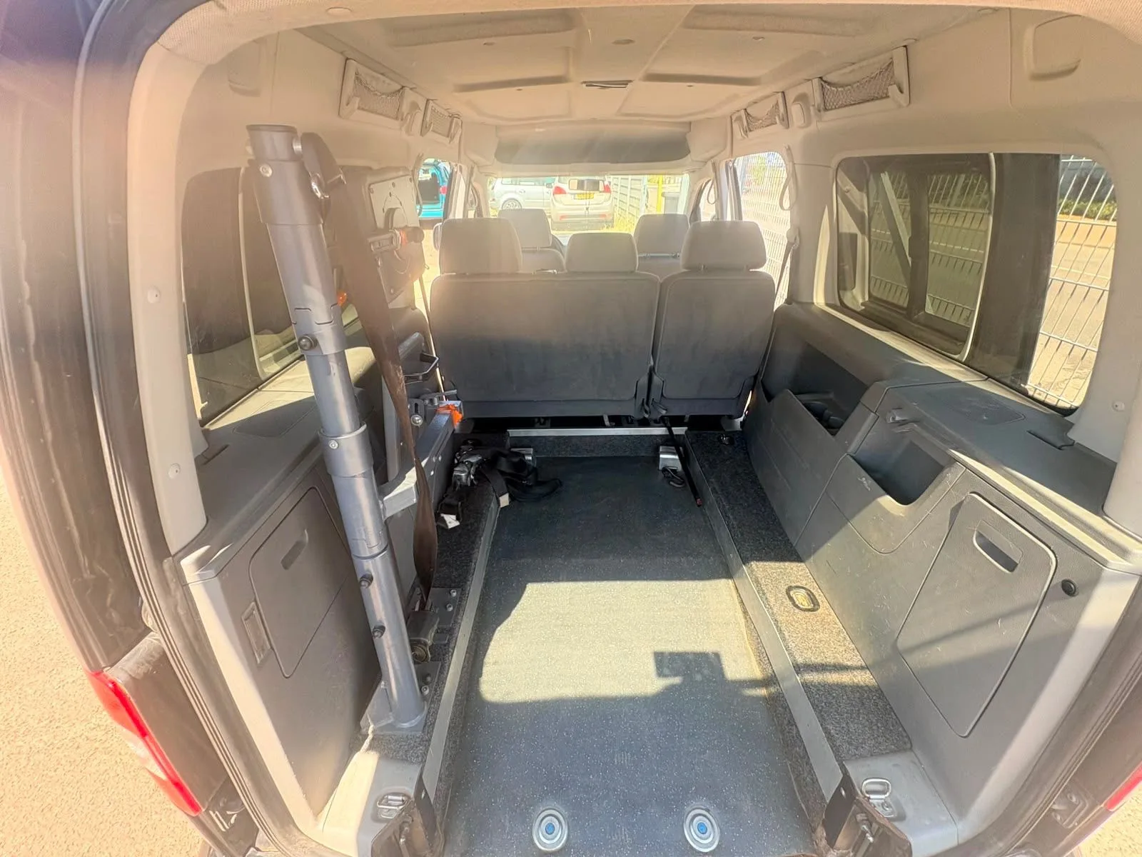 Volkswagen Caddy Alltrack Caddy Maxi Life/BEHINDERTGERECHT/ - Photo 1