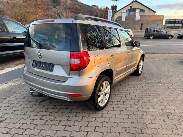 Skoda Yeti Ambition/Facelift/DSG/ - Photo 2