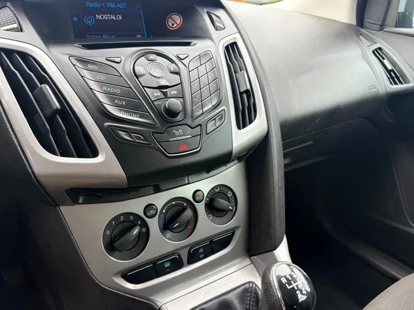 Ford Focus Turnier Trend - Photo 2