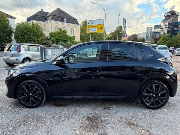 Peugeot 208 GT / KAMERA / LED / - Photo 2