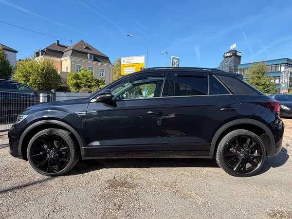 Volkswagen T-Roc R-Line 4Motion - Photo 2