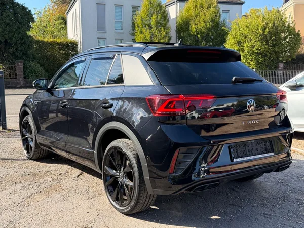 Volkswagen T-Roc R-Line 4Motion - Photo 3