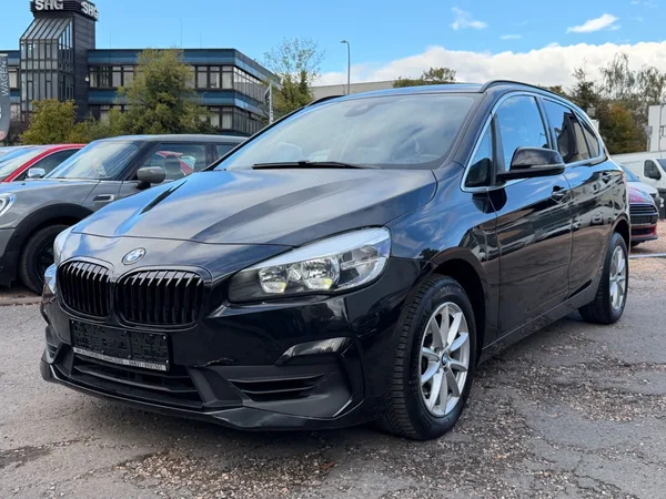BMW 218 Active Tourer 218 Active Tourer/Automatik/ - Photo 2