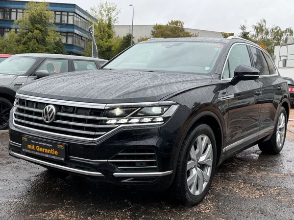 Volkswagen Touareg Elegance 4Motion 210KW/Pano/Luft/20Zoll/ - Photo 2