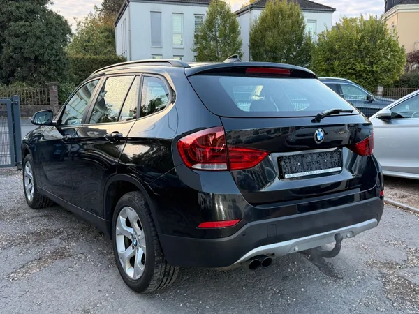 BMW X1 xDrive 20 i/ - Photo 3