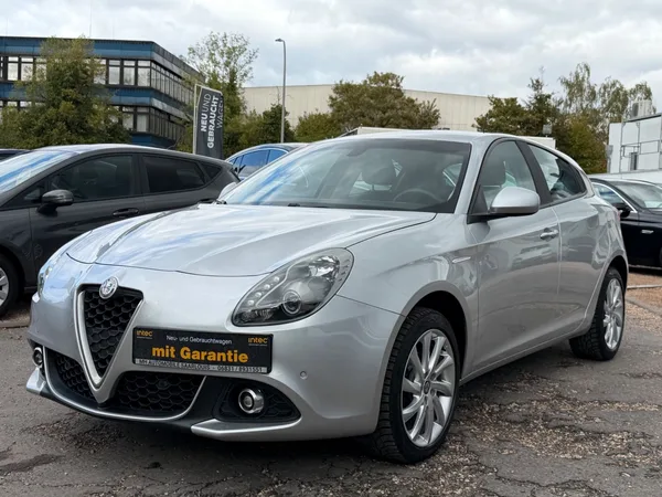 Alfa Romeo Giulietta Super/SCHECKHEFT/1HAND/ - Photo 1