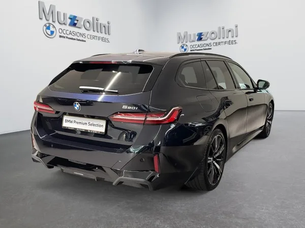 BMW 520 Touring - Photo 2