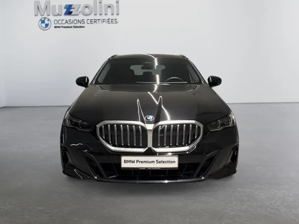 BMW 520 PACK M - Photo 2