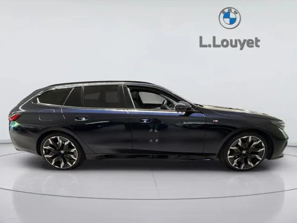 BMW 520 PACK M-PRO - Photo 2