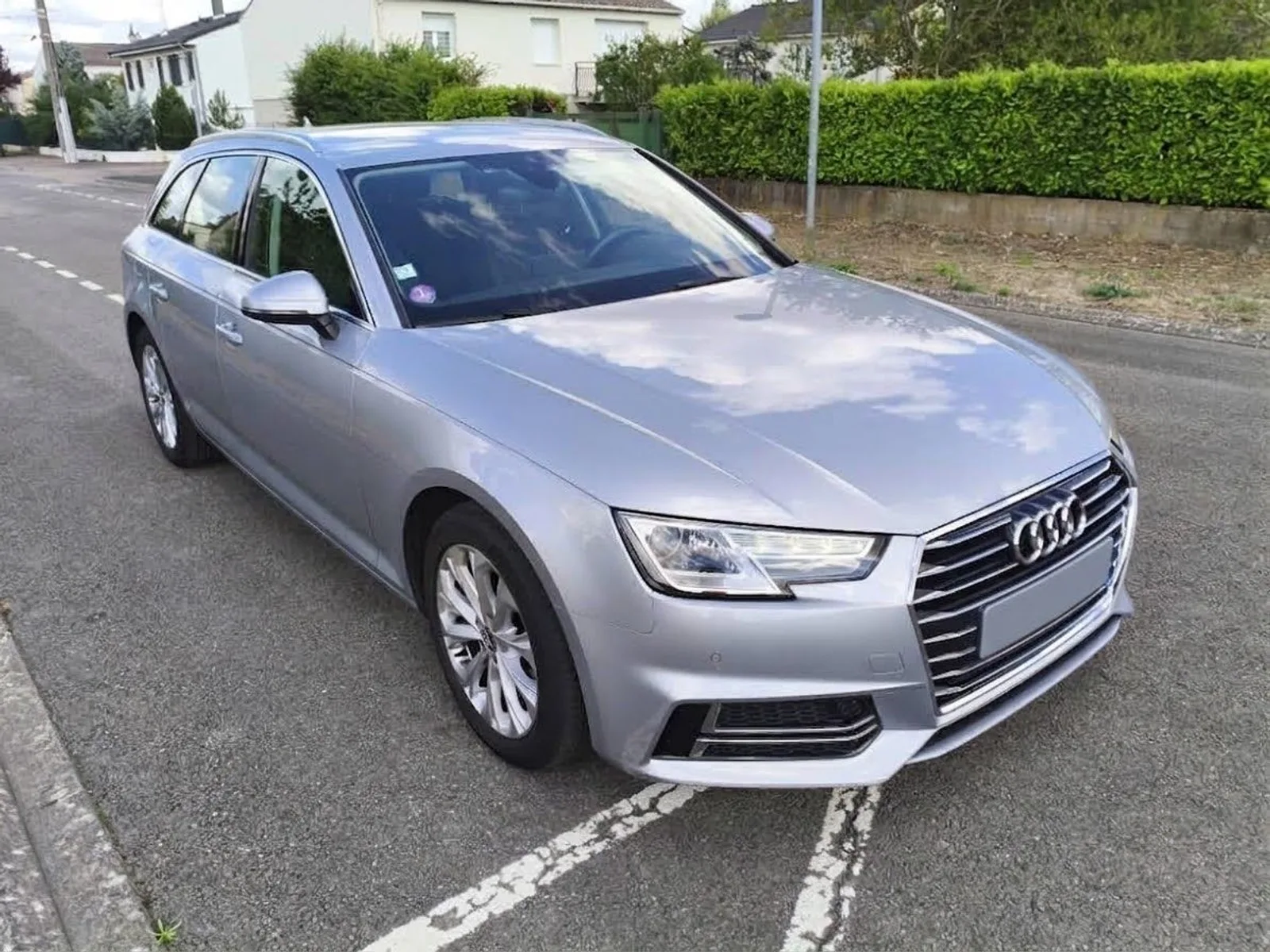 Audi A4 Design - Photo 1