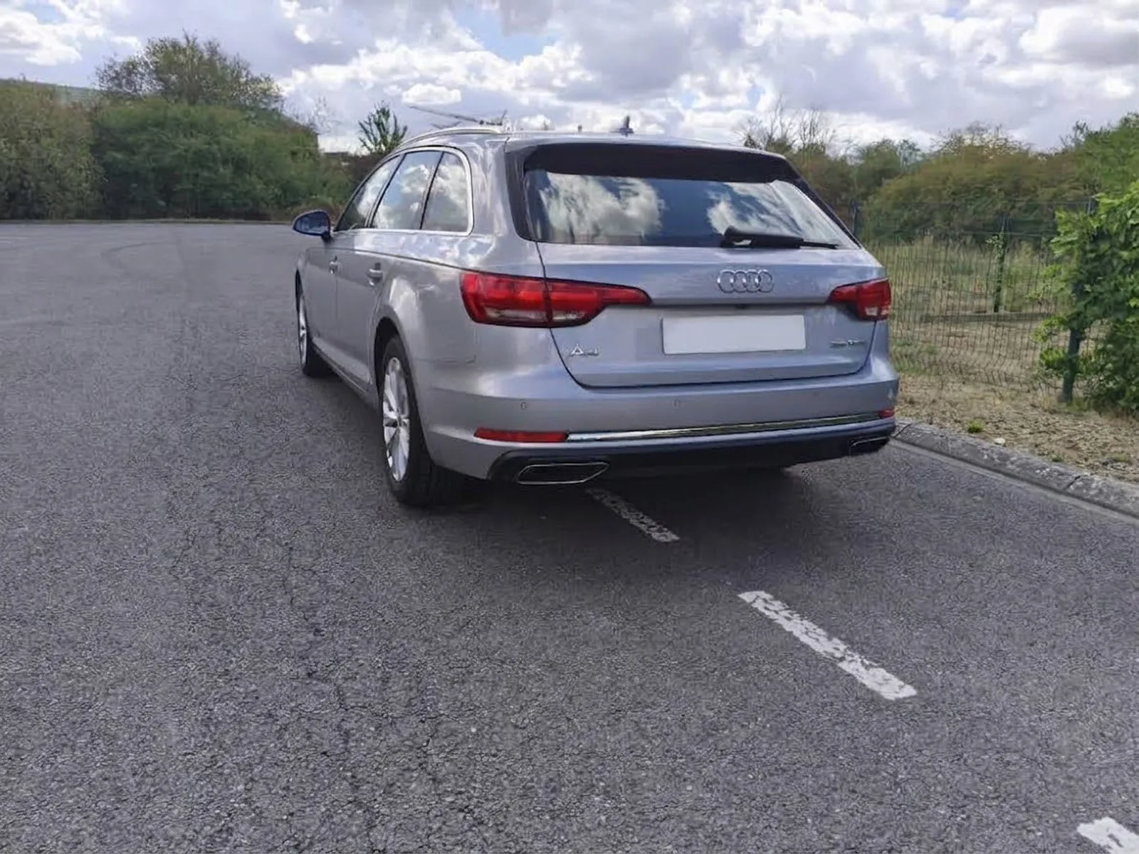 Audi A4 Design - Photo 1